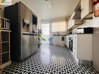 Piso en Casco Urbano. En venta piso de 2 dormitorios, centrico! plaza de pk incluida
