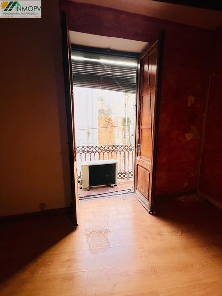 Foto 2ff14f15-2593-4829-9837-bf8d70f4d46d. Casa edificio céntrico en venta con reforma parcial y local comercial en Vinaròs