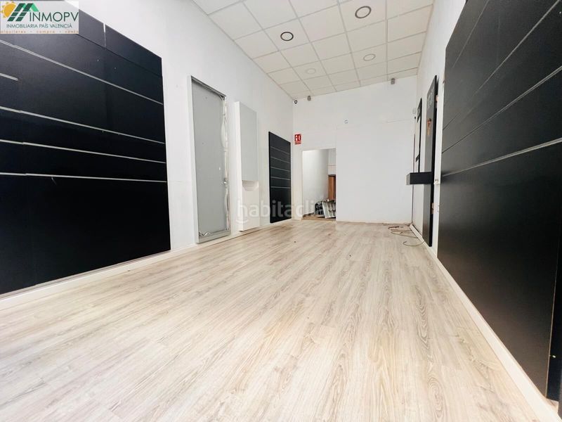 Foto ccaeb543-e645-4c81-bc9f-ab8b20609094. Casa edificio céntrico en venta con reforma parcial y local comercial en Vinaròs