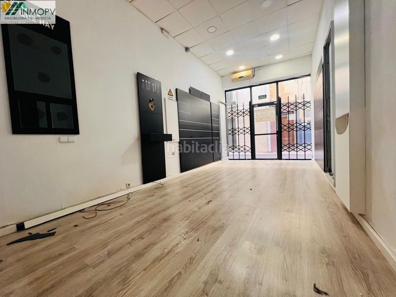 Foto e1589e3b-db04-4604-b779-76a96457d14b. Casa edificio céntrico en venta con reforma parcial y local comercial en Vinaròs