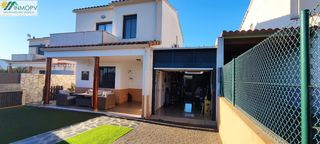 Reihenhaus in Las Atalayas-Urmi-Cerro Mar. En venta casa adosada  en peñiscola! piscina, jardin, vistas al