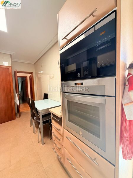 Foto f89c44b0-1b17-41fc-915f-0e9b11b3de3c. Pis amb aparcament a Casco Urbano Vinaròs