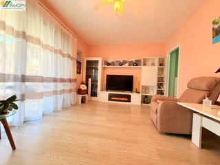 Appartement à Casco Urbano. Se vende piso de 3 dormitorios zona mercadona en vinaròs! 2ª pla