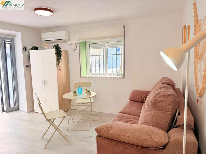 Foto 185fe396-adf6-4515-9813-5d89f25e75bf. Edificio se vende casa entera con 3 viviendas independientes! ideal inversores! a pie del paseo maritimo! en Vinaròs