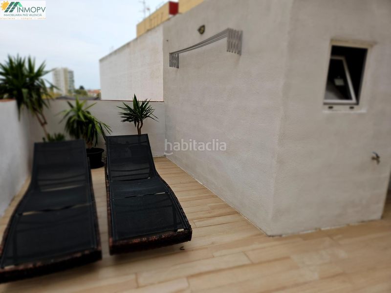 Foto 77abf7a0-2f89-45d0-b811-57e1aab66b44. Edificio se vende casa entera con 3 viviendas independientes! ideal inversores! a pie del paseo maritimo! en Vinaròs