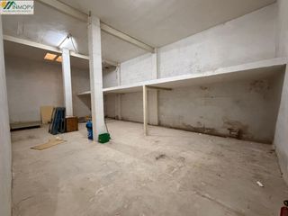 Local Comercial en Casco Urbano. En venta almacén en la calle santa magdalena de vinaròs! plaza d