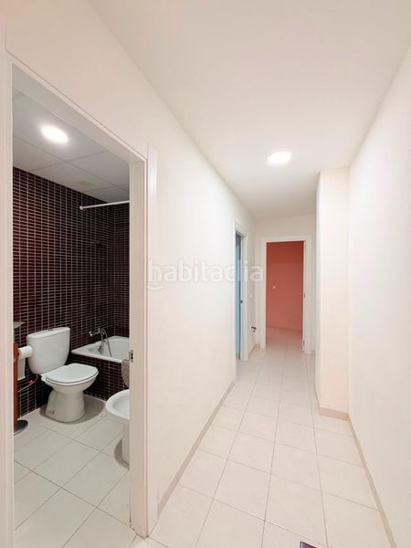 Foto 0ba80ba4-c50a-4840-8bfe-9c52a44bdb2a. Planta baixa amb calefacció aparcament a Casco Urbano Vinaròs