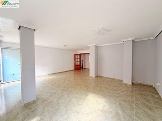 Flat in Casco Urbano. Piso de 150m2 en el centro de vinaròs! a 1 minuto del paseo!