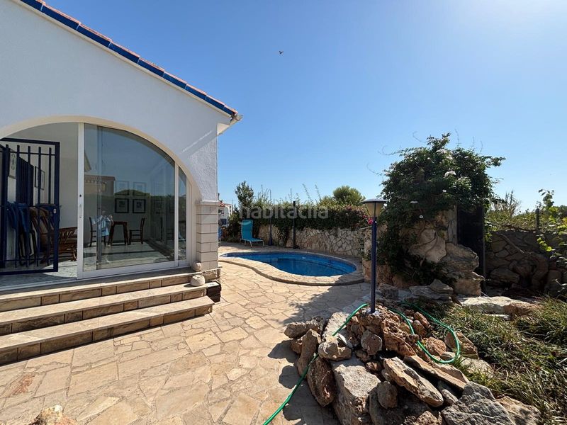 Foto 3e6ca2a3-e6a1-4398-99f3-4f1d3d66dab1. Rent chalet with heating parking in Cala Puntal Vinaròs
