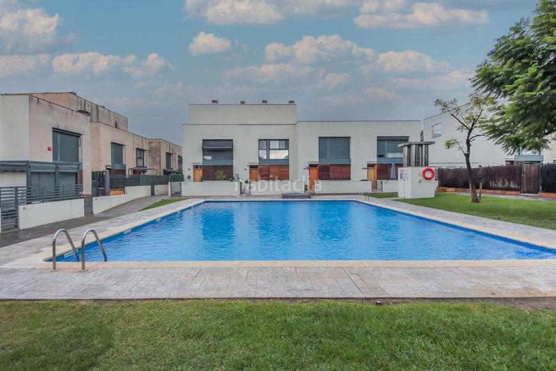 Foto 1724ef27-7f09-45b4-8693-1d82302de639. Maison jumelée avec chauffage parking piscine dans Jardins de Vilafortuny - Mas d'en Bosch Cambrils