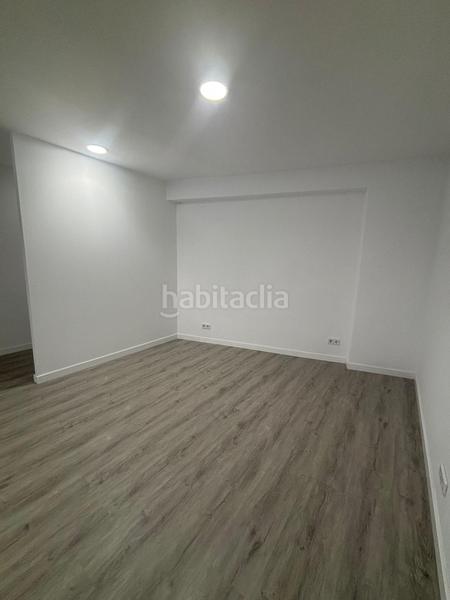 Foto 9fa9d523-aa41-4d22-8a8e-442180edc625. Apartamento exclusiva oportunidad en primera línea de playa ! apartamento reformado tipo loft con vistas laterales al mar en Salou