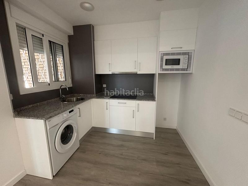Foto c4a63dff-d211-4120-8798-2b23166d4820. Apartamento exclusiva oportunidad en primera línea de playa ! apartamento reformado tipo loft con vistas laterales al mar en Salou