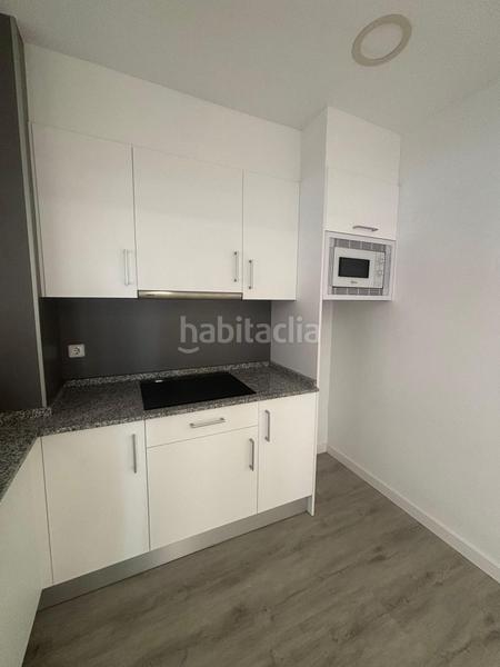 Foto ef90c6bf-f099-4a46-9a35-c5e4c92702f1. Apartamento exclusiva oportunidad en primera línea de playa ! apartamento reformado tipo loft con vistas laterales al mar en Salou