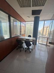 Büro  Avenida de marià fortuny 87. Excelente oficina de 116 m con plaza de parking en avenida maria