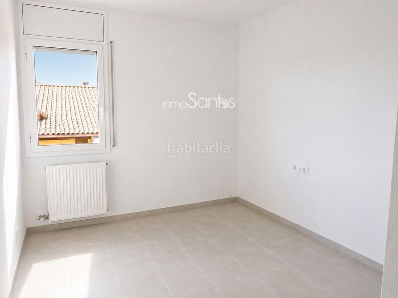 Foto 827432dc-1c0e-4b35-a03f-f8e9455c81d2. Casa adossada a Puigmal - Mas Nou Empuriabrava