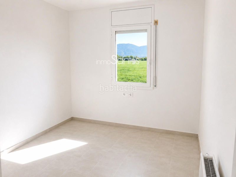 Foto a7b57b8e-32aa-4283-8a68-063e6da3e6a3. Casa adossada a Puigmal - Mas Nou Empuriabrava