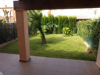 Semi detached house  Arenal. Bonita casa en la entrada de empuriabrava