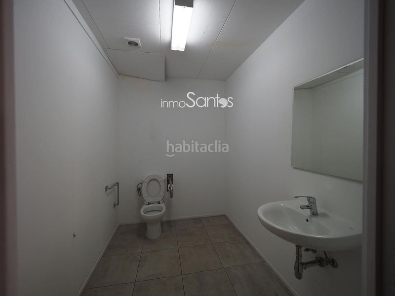 Foto 14e93d2a-1a2f-4953-9c4d-d8205623c6b7. Lloguer local comercial a Centre Roses