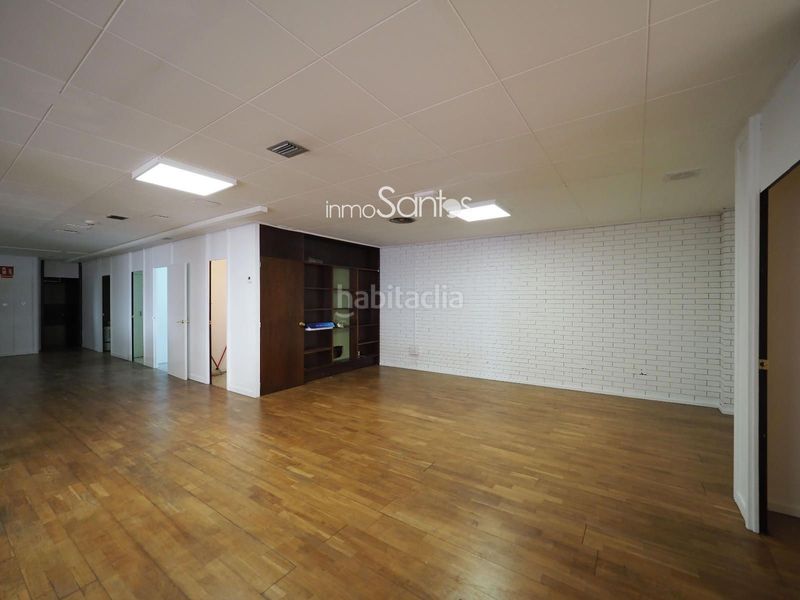 Foto 56be4bed-55af-4376-8bcb-4f86b437765f. Lloguer local comercial a Centre Roses