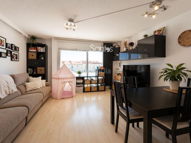 Foto bc5cffb3-9fc8-4927-9651-e71a43d9e18c. Dúplex amb aparcament a Centre Roses