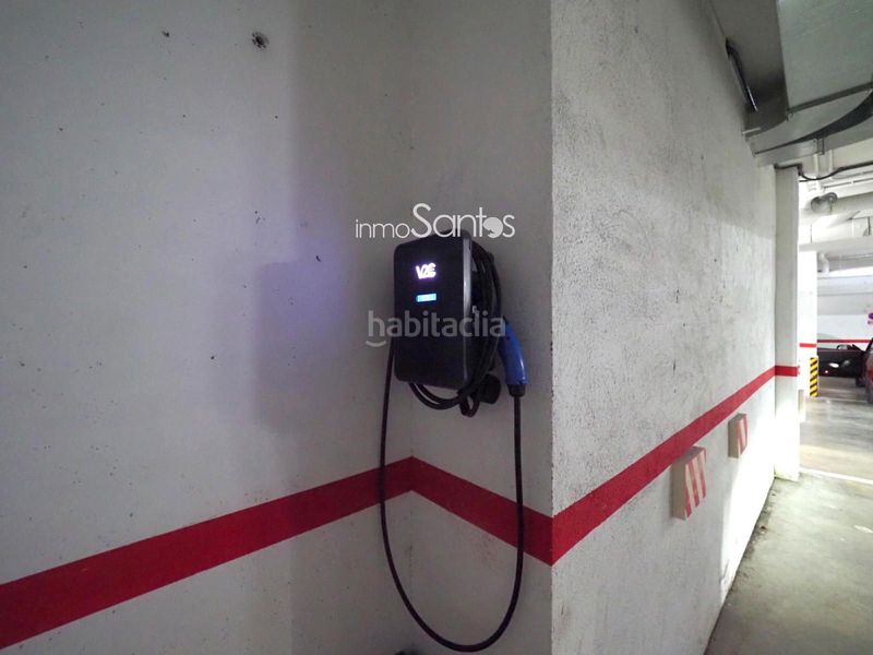 Foto c126b31f-78ce-4582-97fb-5db09183b466. Duplex avec parking dans Centre Roses