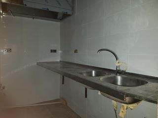 Miete Geschäftsraum in Montornès del Vallès. Local en la travesía del pueblo