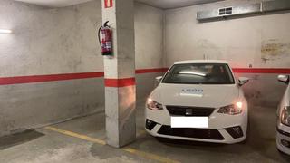 Aparcament cotxe a Montornès del Vallès