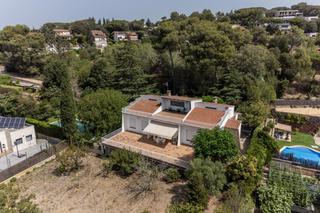 Maison dans Vallromanes. Naturaleza y tradicin