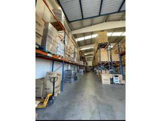 Lloguer Nau industrial  Alemanya. Nave esquinera en alquiler en les franqueses