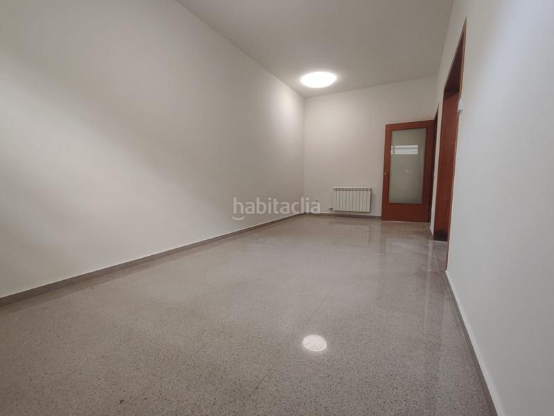 Foto 17e0cdf0-3831-4fb1-b37a-c8d923ac7df9. Planta baja  de 2 habitaciones con patio interior en venta, centro en Granollers