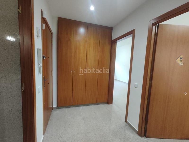 Foto aebc32e3-f2df-40e7-bac3-9aa93073555a. Planta baja  de 2 habitaciones con patio interior en venta, centro en Granollers