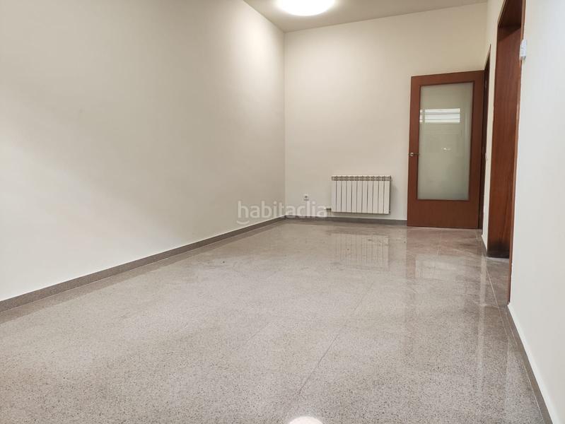 Foto bda1d03c-99b2-41e3-99e2-175147485196. Planta baja  de 2 habitaciones con patio interior en venta, centro en Granollers