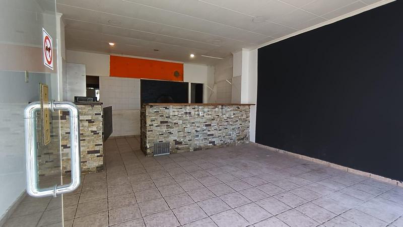 Foto 7cfdb10e-2002-4b4f-b82c-240d4d074230. Location local commercial dans Can Borrell Mollet del Vallès