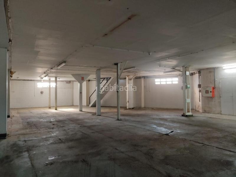 Foto e113d770-22b8-4a7d-9b98-69819d097117. Alquiler nave industrial nave ind. esquinera en alquiler en Montcada i Reixac