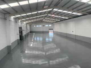 Rent Industrial building in Lliçà de Vall. Magnifica nave industrial