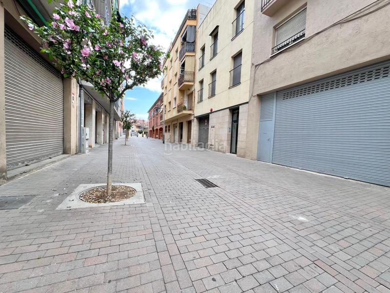 Foto db5d5be4-59df-4ba2-9316-85176e6ebf97. Aparcament cotxe a Centre Mollet del Vallès