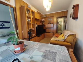 Planta baixa  Colom (calle). Vivienda en planta baja con 3 habitaciones en martorelles actual