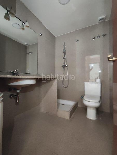 Foto caac5469-701f-475e-855b-a4786005165a. Ático segundo piso bajo cubierta con dos terrazas a la venta en Granollers