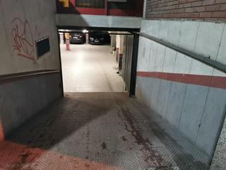 Aparcament cotxe  Carrer del timbaler del bruc 6. Venta de dos plazas de aparcamiento en conjunto