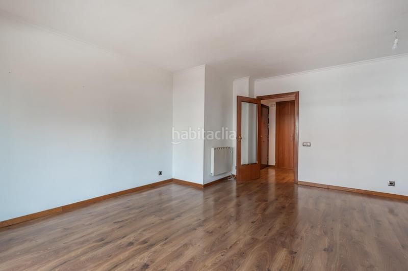 Foto 555d9109-df60-40ef-bcca-0f30391352fe. Attique avec chauffage parking dans Can Pantiquet Mollet del Vallès