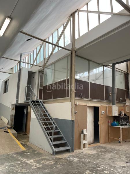 Foto 5a801549-bd07-44c1-a14c-c6aa7814e1cc. Fabrikhalle in Sant Fost de Campsentelles