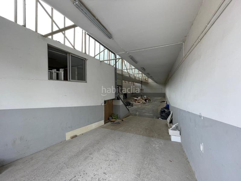 Foto c2fa2c66-28c9-44bf-a260-abd89aa10177. Fabrikhalle in Sant Fost de Campsentelles