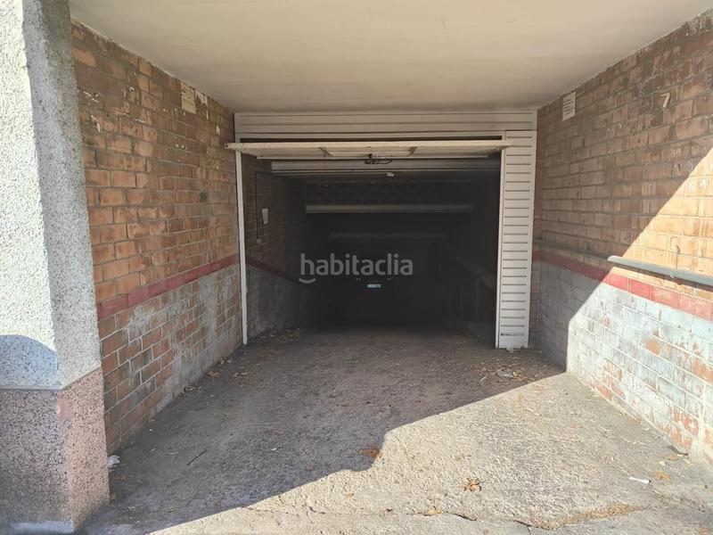 Foto 0ee2b216-48e4-41bb-880d-73ef9553d87a. Autoparkplatz in Can Pantiquet Mollet del Vallès