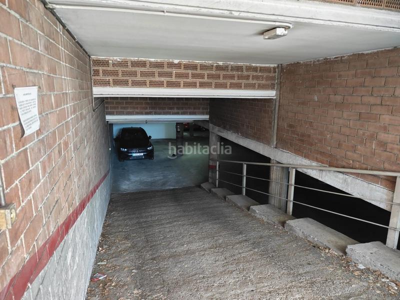 Foto f4ca5d06-5a5d-47c4-9eb3-9a11a0a54950. Autoparkplatz in Can Pantiquet Mollet del Vallès