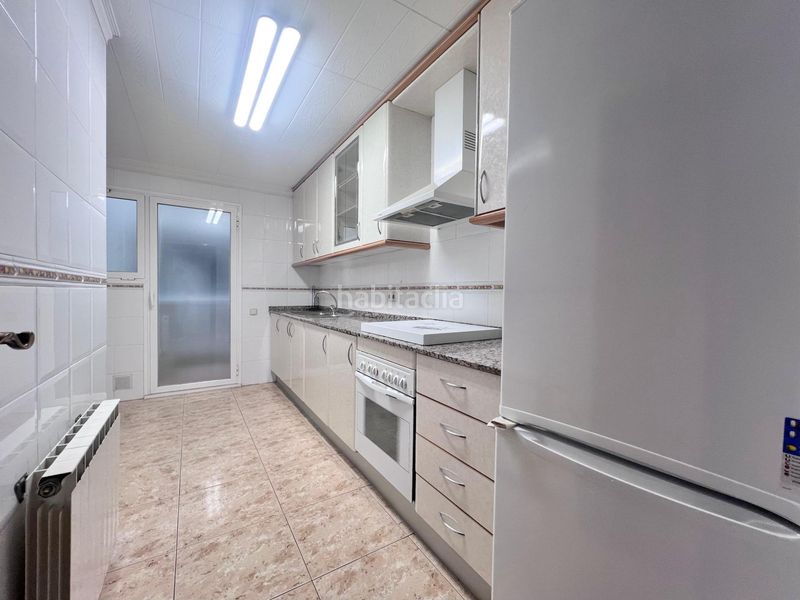 Foto aeb6a6d0-1685-414d-849a-8d6fb9d29b34. Pis amb calefacció a Martorelles