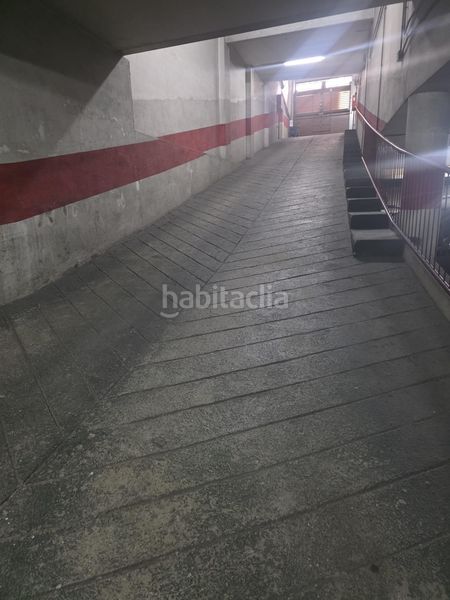 Foto a5b55c2a-8241-47af-9c60-327987b89e1f. Aparcament cotxe a Centre Mollet del Vallès