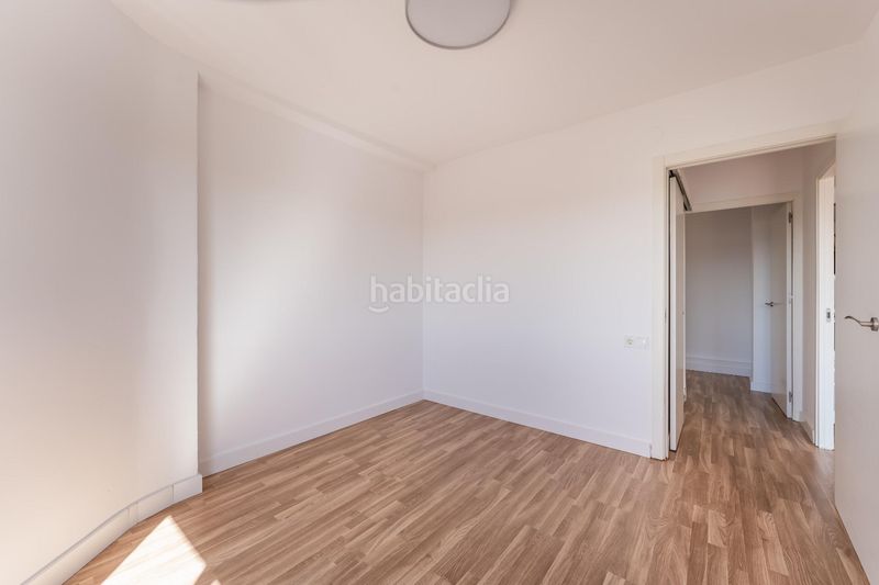 Foto 1ef5db03-73d8-49f1-a804-5e63124cf2d0. Piso un hogar lleno de luz en Can Pantiquet donde cada día empieza con el sol en Mollet del Vallès