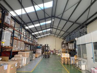 Miete Fabrikhalle in Lliçà d´Amunt. Nau industrial de 3.000 m2 en lloguer a lliçà d amunt