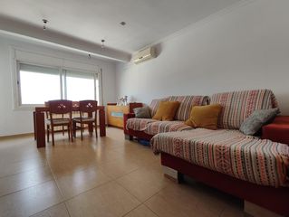 Flat  Garcia lorca f (calle) 49. Último piso. sin vecinos arriba. sin ruidos de pasos, sin techos