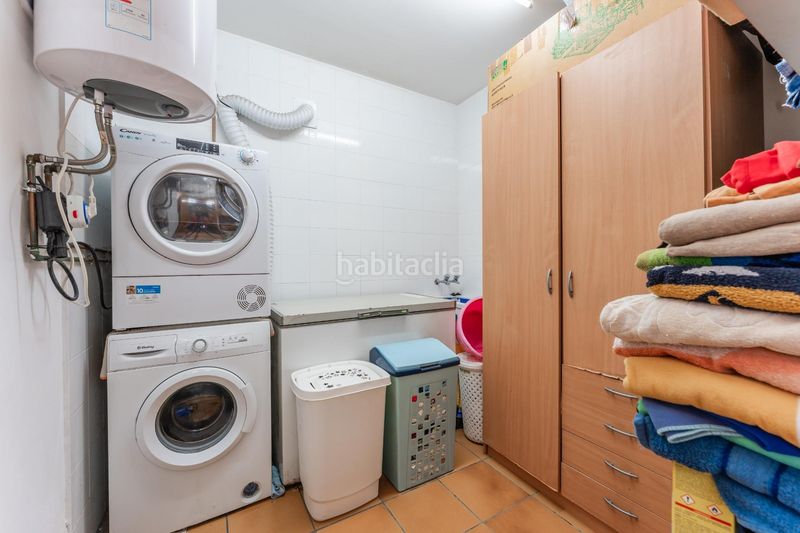 Foto f8cd1774-03dd-4eb7-85a3-182c40087a78. Casa amb calefacció aparcament piscina a Martorelles